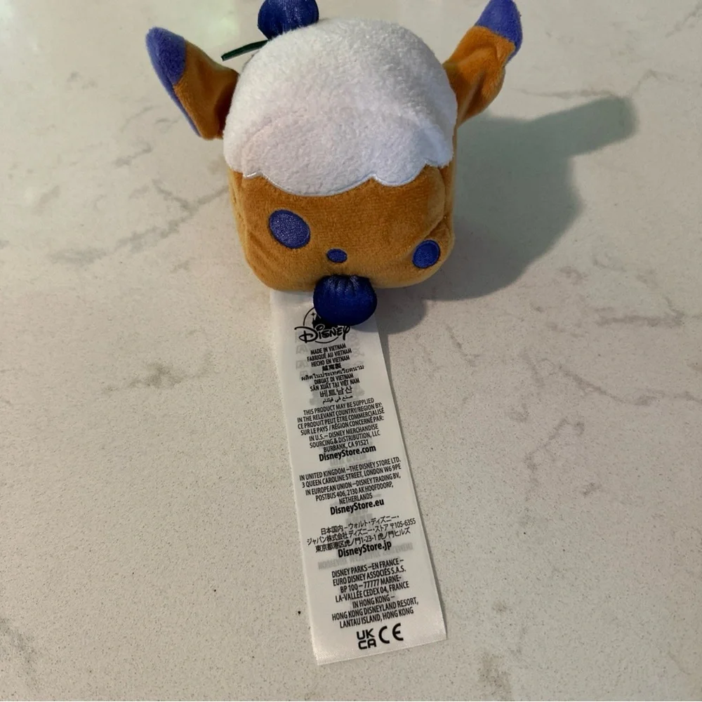 Disney Munchlings Plush Baked Treats Remix‎ Stitch Frosted Blueberry Loaf